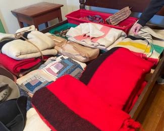 . . . great vintage bedding