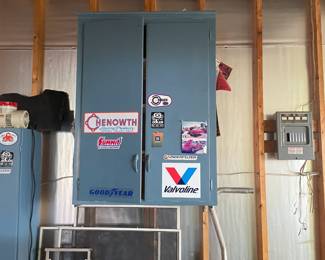 . . . hanging cabinet