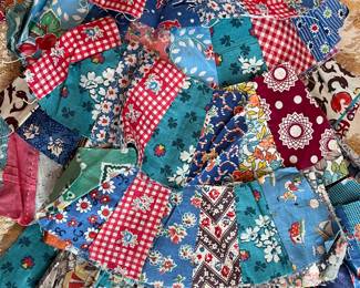 double wedding ring quilt pieces
