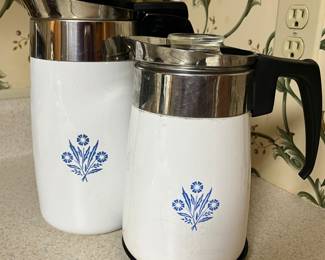 corelle/corningware cornflower pots