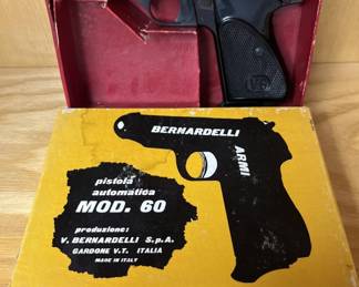 Bernardelli Model 60 Semiautomatic Pistol. 7,65