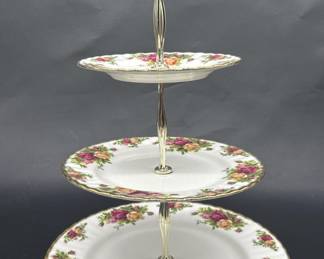 Royal Albert Old Country Roses 3-Tier Tray