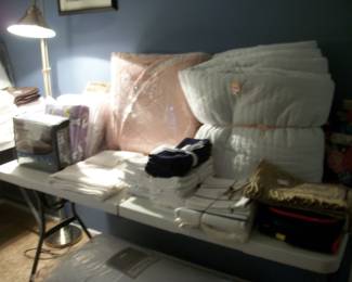 king bedding, tablecloths and napkins