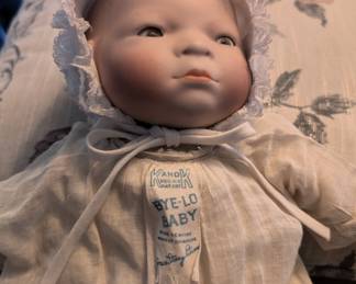 Open Shut eyes on the Bye Lo