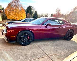 2023 Dodge Challenger - Scat Pack - Hellcat - 375 HP      - just over 2600 - Vin# 2C3CDZBT5PH524784