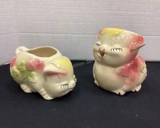 Vintage pottery pigs