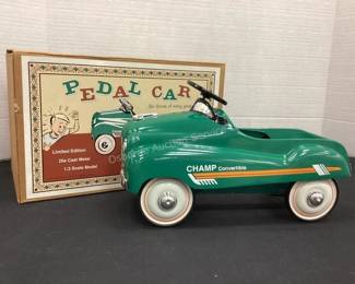Toy pedal car