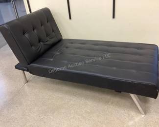 Modern Chaise Lounge