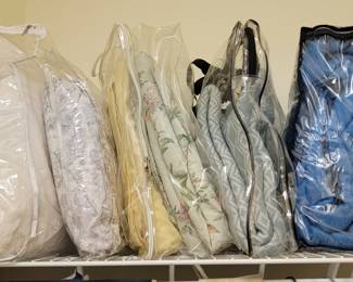 Queen Comforters and Blankets