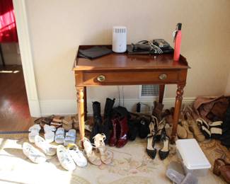 Ladies shoes