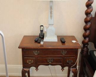 Pair Queen Anne style night stands