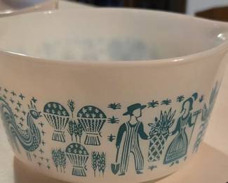 Amish butterprint Dish