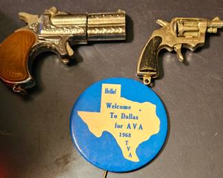 Toy guns
Pinback button