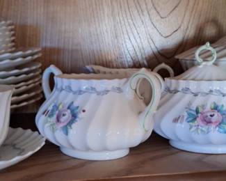 Royal Doulton Chelsea Rose China Set