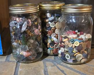 Button jars