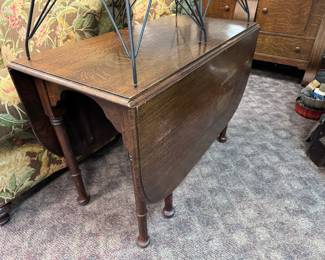 Drop Leaf Oak Table