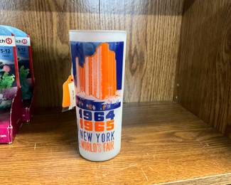 1964-65 New York World's Fair Frosted Drinking Glass