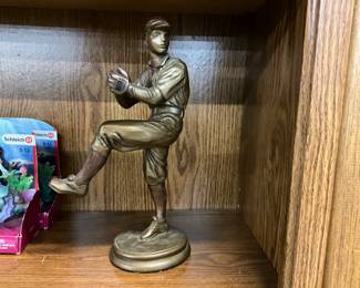 Austin Sculpture "Knuckleballer" Baseball Figurine