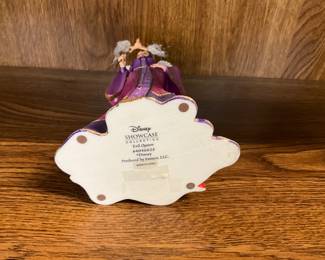Disney/Enesco Showcase Collection Evil Queen Figurine