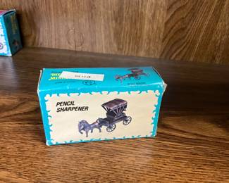 Diecast Miniature Horse & Cart "Pencil Sharpener"