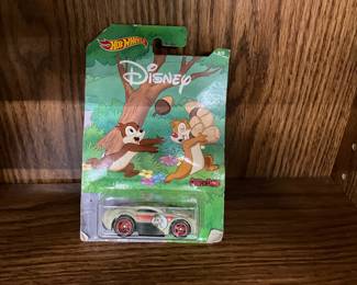 Hot Wheels Disney 90th Anniversary Chip'n'Dale Horseplay Classic Diecast Car
