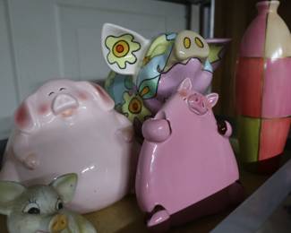 There are pigs of every variety in this sale, the lady of the house collected pigs; Garage