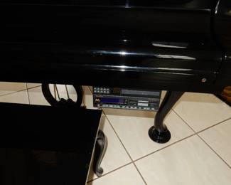 •	Young Chang brand Piano - Baby Grand, Polished Black Ebony
o	Player Piano, electronic w hard drive and CD player
o	Pramberger Signature Series, YGO131082
