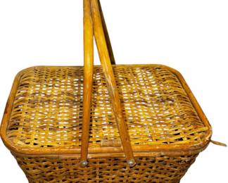Vintage 1950s Wicker Picnic Basket 