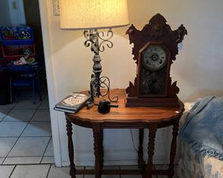 Beautiful stand table with Seth Thomas Clock