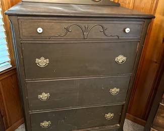 Antique Chest of Drawers