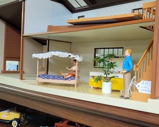 Most dollhouse accessories are not shown.