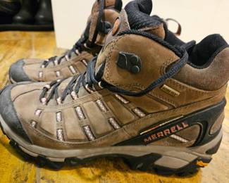 Merrell Hiking Boots 