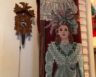 Small cuckoo clocks