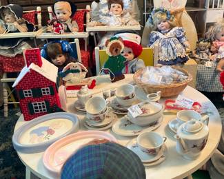 Children tables/chairs