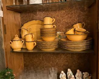 Poppy trails dishes, crystal glass sets