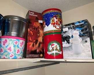 Many tins-all sizes