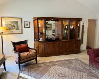 Wow! American of Martinsville lighted breakfront cabinet with pull-out dry bar, and so much storage! Center piece is 73" long, each corner cabinet adds 19.5" to total length (112" x 20" deep) Breaks down to several pieces.