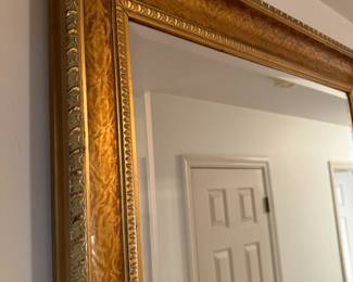 Beautiful beveled decorative mirror, 4'2 x 35.5".