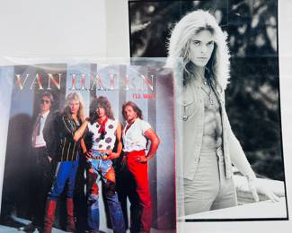 Van Halen Memorabilia Lot - Vinyl Single "I'll Wait", and David Lee Roth Promotional Photograph