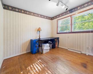 2329 Venie Street, Burlington NC 27215 - 3 bed, 1 bath