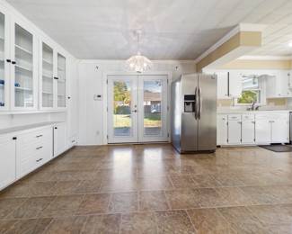 2329 Venie Street, Burlington NC 27215 - 3 bed, 1 bath