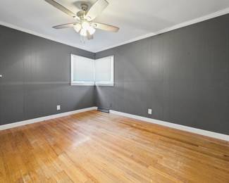 2329 Venie Street, Burlington NC 27215 - 3 bed, 1 bath