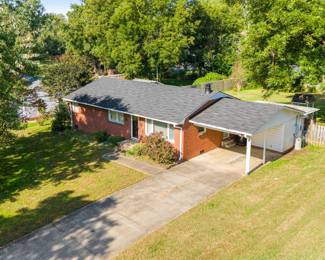 2329 Venie Street, Burlington NC 27215 - 3 bed, 1 bath