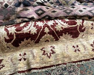 Many Rugs 