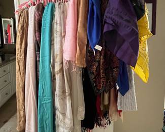 Scarves & pashminas