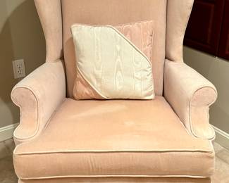 Distinctive Furniture Armchair