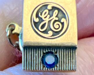 10K Gold Vintage Tie Tack