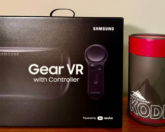 Gear VR & Kodiak Outdoor Speaker