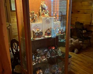 Lighted Curio Cabinet. Lots of Christmas Collectible!