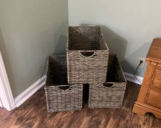 Baskets (6 of them)